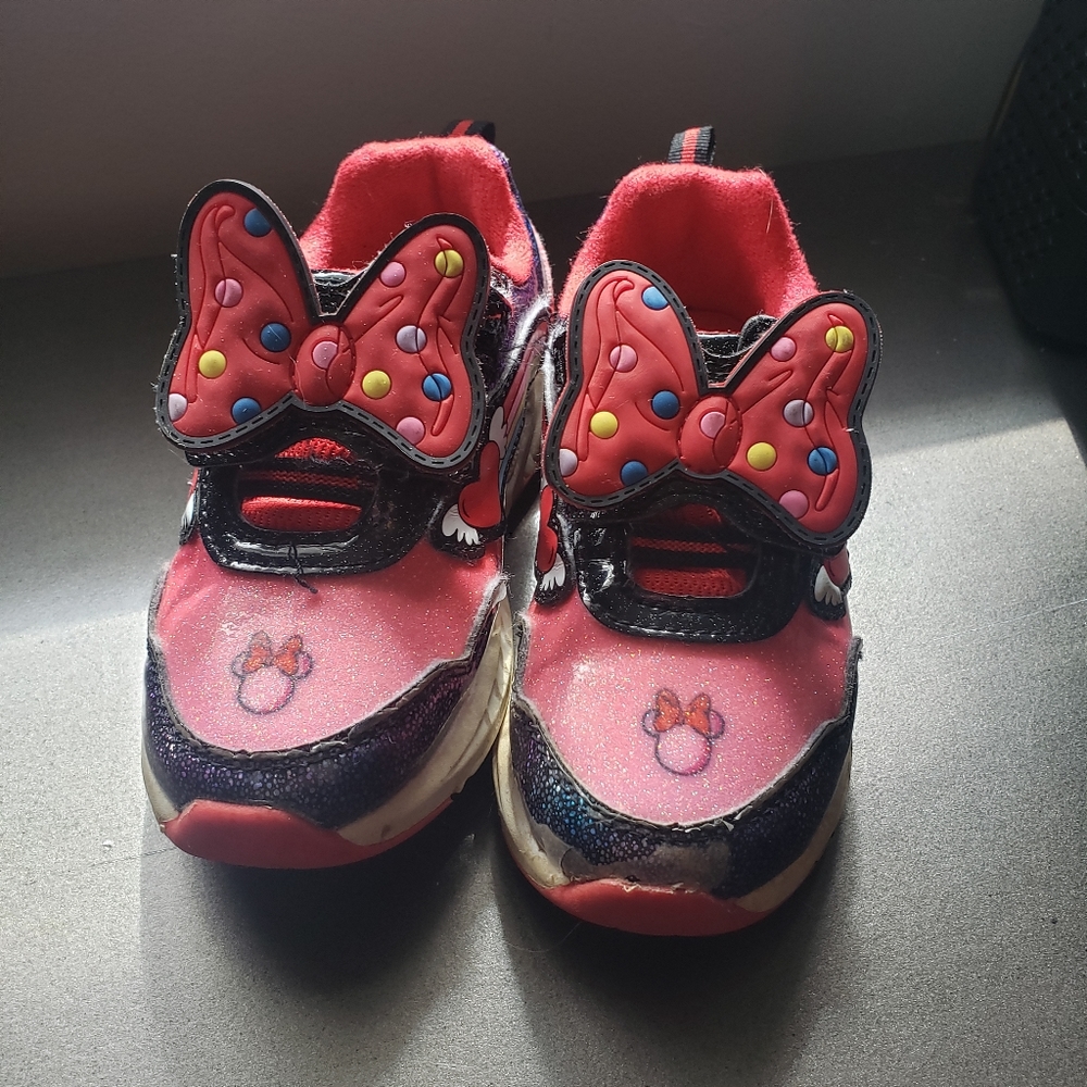 Kids minnie mouse shoes